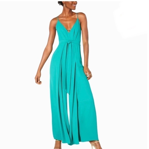 AVEC LES FILLES CRISS-CROSS BACK CREPE JUMPSUIT - Picture 12 of 12